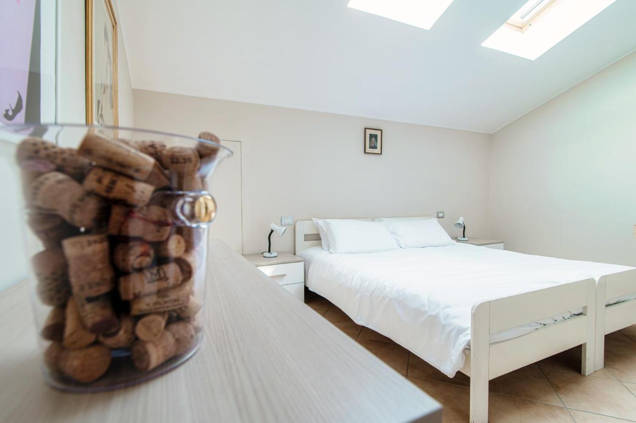 شقة Grape Attic 72 - The House Of Travelers كومو المظهر الخارجي الصورة